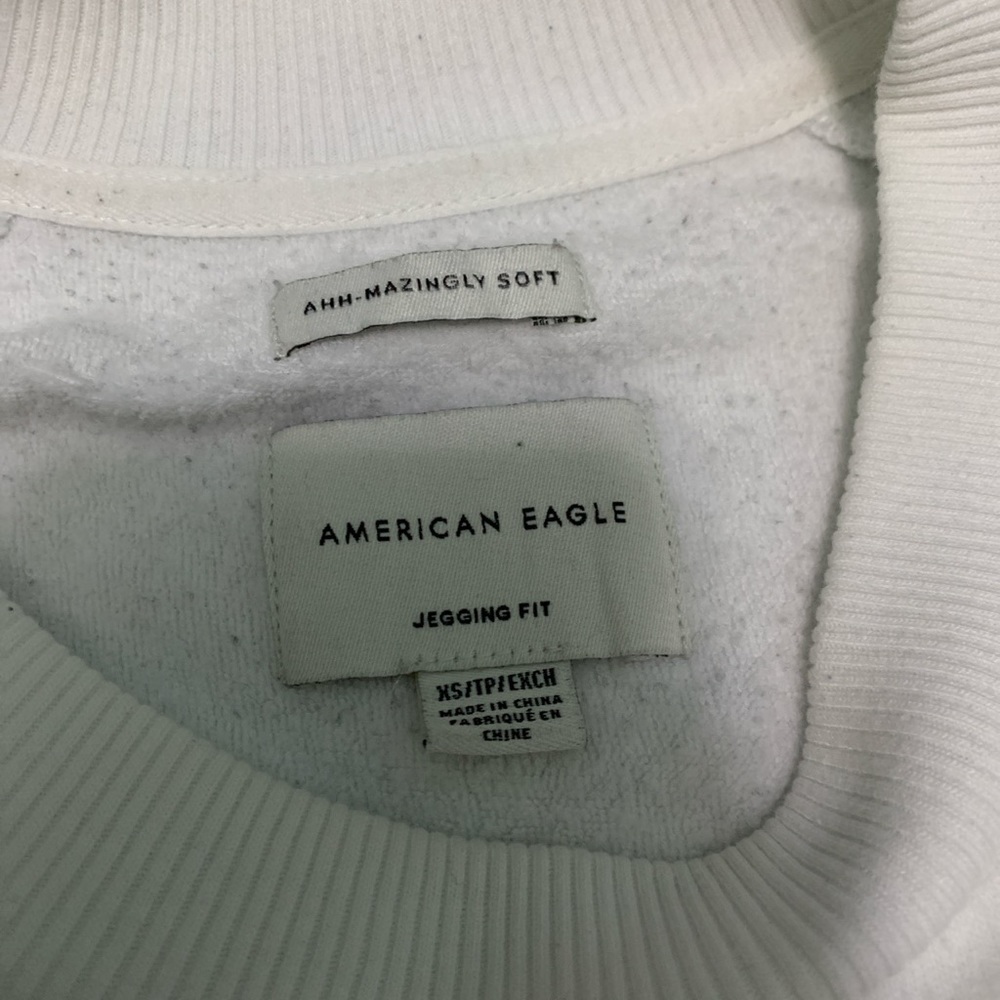 American eagle crewneck